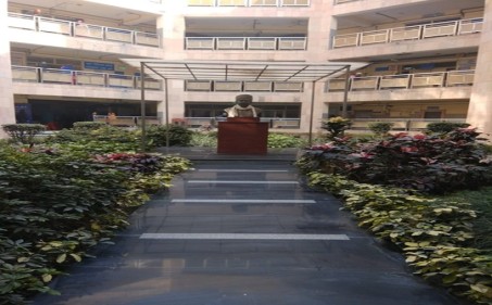 Welcome to Pt. Madan Mohan Malaviya Hospital